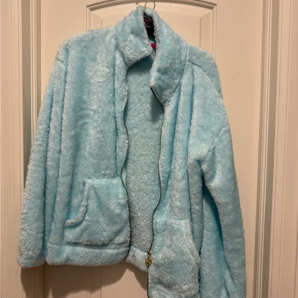 Lilly Pulitzer Jackets & Blazers - Lilly Pulitzer Light Blue Fuzzy Jacket
